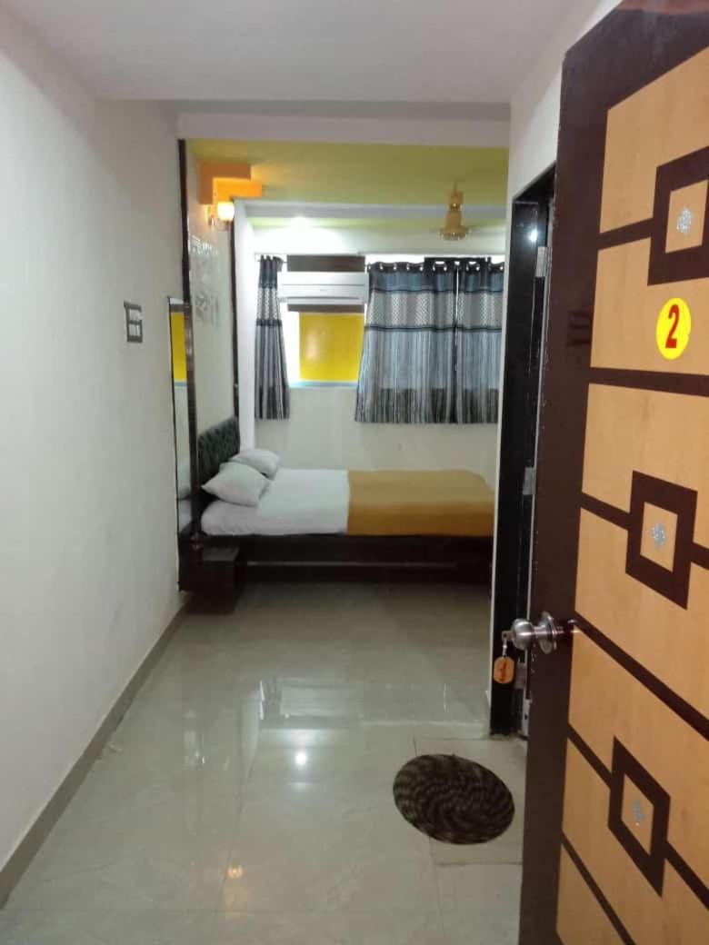Sahil Lodge Akkalkot Akalkot Luaran gambar